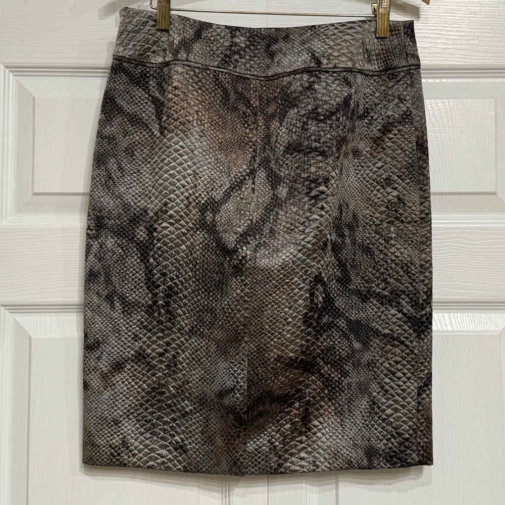 Worth Python print pencil skirt size 6